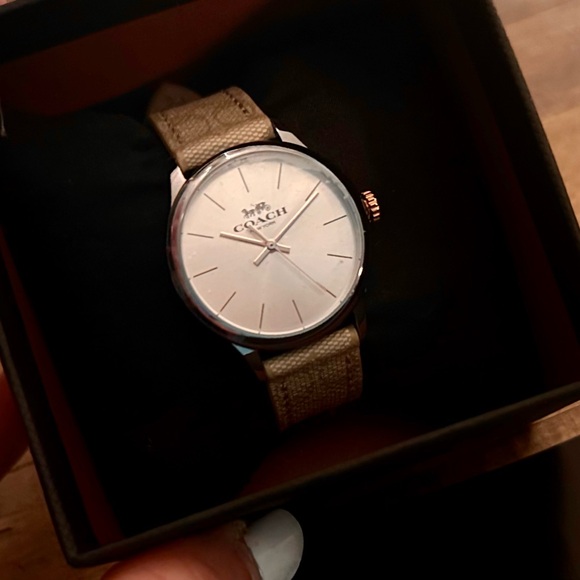 Coach Ivory Ruby Watch, 32 Mm Signature Canvas Wristwatch - Picture 3 of 16